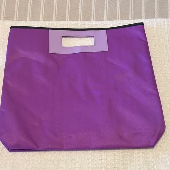 New Clinique Limited Edition Grab & Go purple Tote - Picture 3 of 5